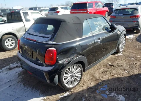 2017 Mini Convertible Cooper z USA, uszkodzony, nr VIN WMWWG5C35H3D00121